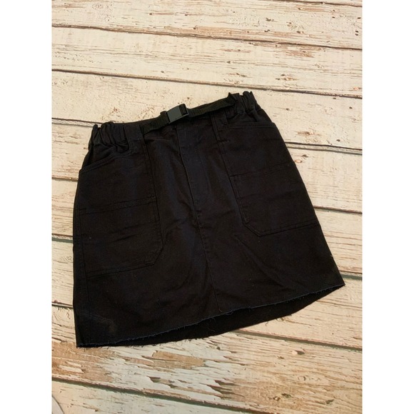 Hollister Dresses & Skirts - Hollister Ultra High Rise Utility Mini Skirt Black Belted Gorpcore Womens Medium